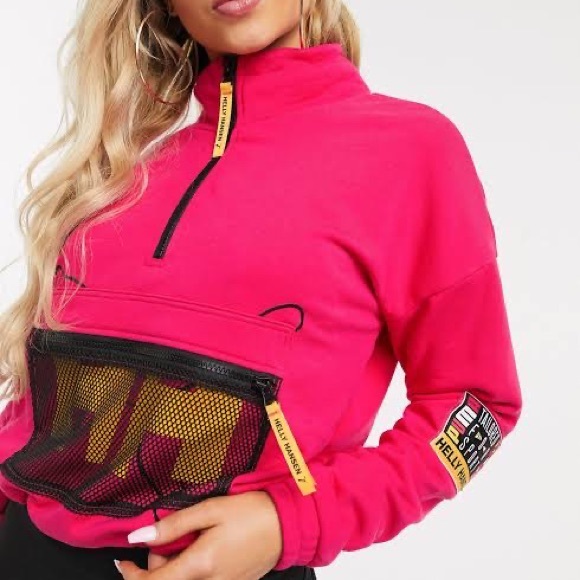 HELLY HANSEN | HH x Puma 1/4 Zip Crop Sweatshirt - Picture 5 of 11